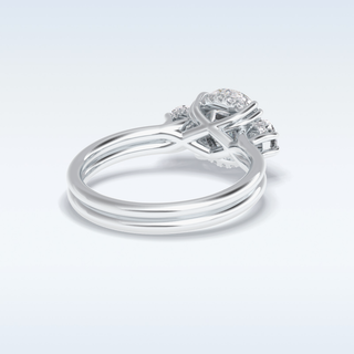 Elegant 3.0 CT Three Stones Engagement Ring Featuring Round Moissanite