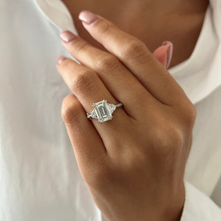 Round Halo, Pave & Split Shank Engagement Ring – 1.93 CT Lab Grown Diamond