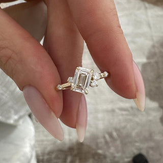 Round Halo, Pave & Split Shank Engagement Ring – 1.93 CT Lab Grown Diamond