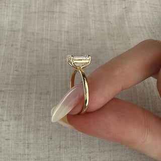 Round Halo, Pave & Split Shank Engagement Ring – 1.93 CT Lab Grown Diamond