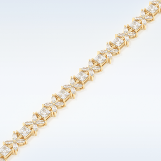 Moissanite Floral Style Bracelet in Solid Gold – 14K | 18K Yellow, White & Rose Gold 6