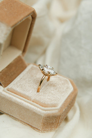 Round Swirl Semi Pave Engagement Ring – 1 CT Moissanite Diamond