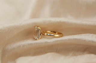 Round Swirl Semi Pave Engagement Ring – 1 CT Moissanite Diamond