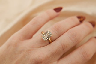 Round Swirl Semi Pave Engagement Ring – 1 CT Moissanite Diamond