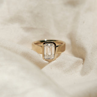 Round Swirl Semi Pave Engagement Ring – 1 CT Moissanite Diamond
