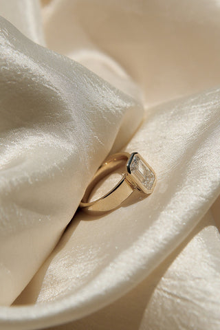 Round Swirl Semi Pave Engagement Ring – 1 CT Moissanite Diamond