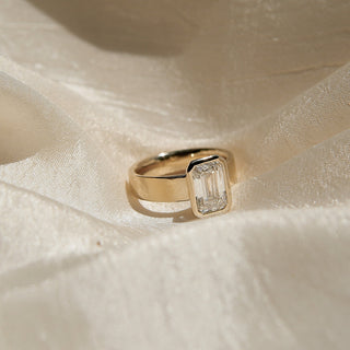 Round Swirl Semi Pave Engagement Ring – 1 CT Moissanite Diamond