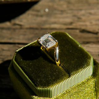 Round Swirl Semi Pave Engagement Ring – 1 CT Moissanite Diamond