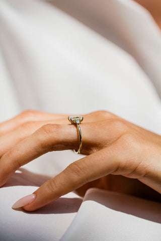 Round Swirl Semi Pave Engagement Ring – 1 CT Moissanite Diamond