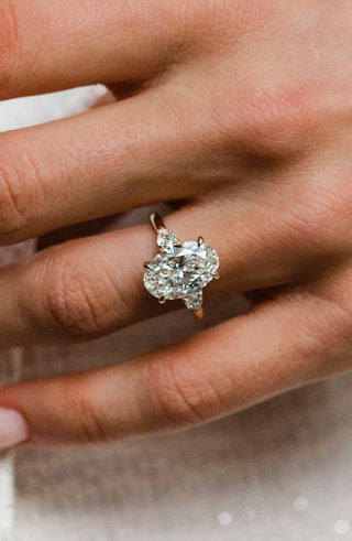 Round Swirl Semi Pave Engagement Ring – 1 CT Moissanite Diamond