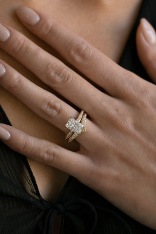 2 CT Round Three Stones Lab Grown Diamond Engagement Ring