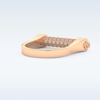 Beautiful Wedding Band with 0.61 CT Round Cut Moissanite