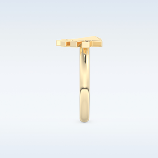 Pyramid Shaped Wedding Band with 0.16 CT Round Cut Moissanite