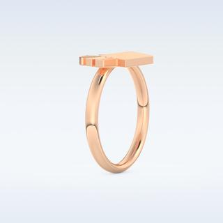 Pyramid Shaped Wedding Band with 0.16 CT Round Cut Moissanite