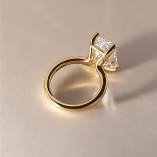 Round Halo, Pave & Split Shank Engagement Ring – 1.93 CT Lab Grown Diamond