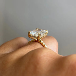 Round Halo, Pave & Split Shank Engagement Ring – 1.93 CT Lab Grown Diamond