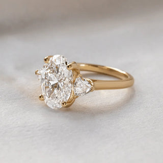 Round Halo, Pave & Split Shank Engagement Ring – 1.93 CT Lab Grown Diamond