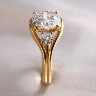 Round Halo, Pave & Split Shank Engagement Ring – 1.93 CT Lab Grown Diamond