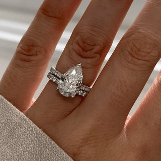 Round Halo, Pave & Split Shank Engagement Ring – 1.93 CT Lab Grown Diamond