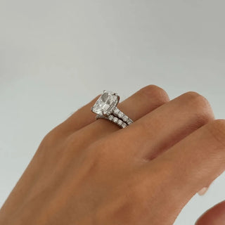 Round Halo, Pave & Split Shank Engagement Ring – 1.93 CT Lab Grown Diamond
