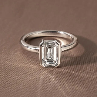 Round Halo, Pave & Split Shank Engagement Ring – 1.93 CT Lab Grown Diamond