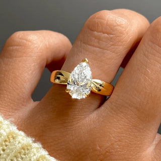 Round Halo, Pave & Split Shank Engagement Ring – 1.93 CT Lab Grown Diamond
