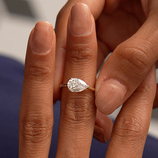 Emerald Pave Engagement Ring – 1 CT Lab Grown Diamond