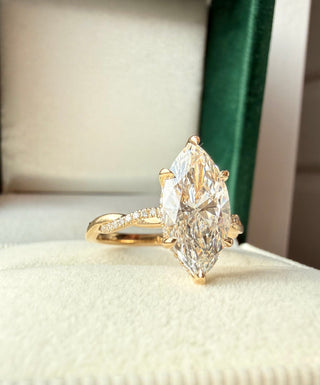 Emerald Pave Engagement Ring – 1 CT Lab Grown Diamond