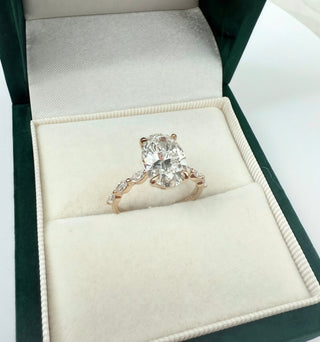 Emerald Pave Engagement Ring – 1 CT Lab Grown Diamond