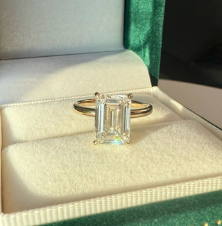 Emerald Pave Engagement Ring – 1 CT Lab Grown Diamond