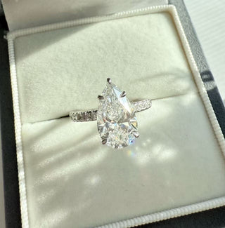 Emerald Pave Engagement Ring – 1 CT Lab Grown Diamond