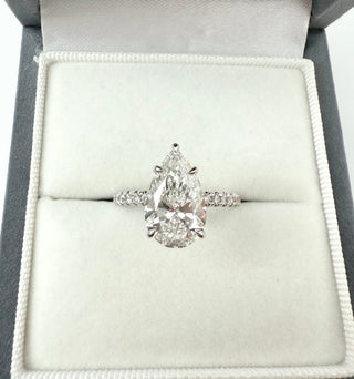 Emerald Pave Engagement Ring – 1 CT Lab Grown Diamond