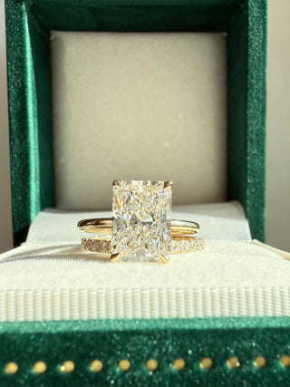 Emerald Pave Engagement Ring – 1 CT Lab Grown Diamond