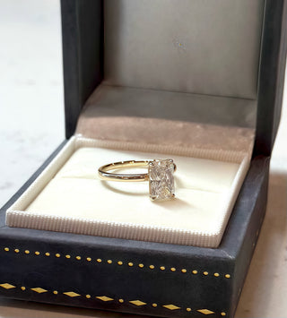 Emerald Pave Engagement Ring – 1 CT Lab Grown Diamond