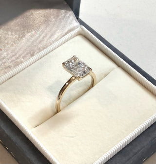 Emerald Pave Engagement Ring – 1 CT Lab Grown Diamond