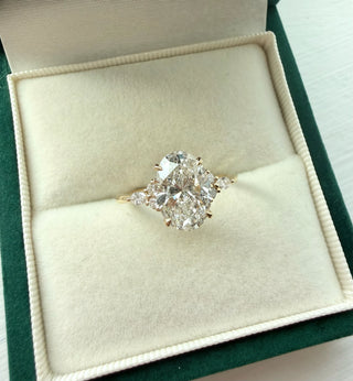 Emerald Pave Engagement Ring – 1 CT Lab Grown Diamond