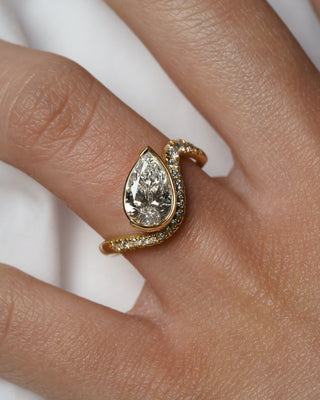 2 CT Emerald Pave Moissanite Engagement Ring