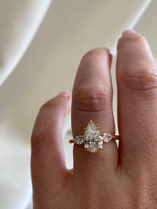 2 CT Round Three Stones Lab Grown Diamond Engagement Ring