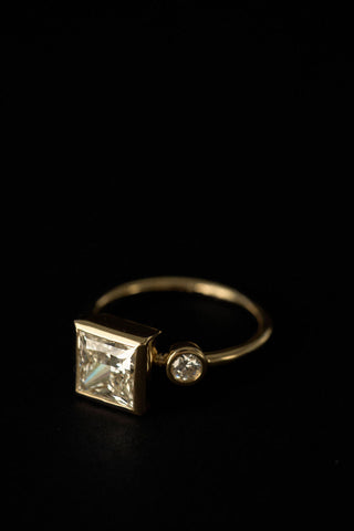 2 CT Round Three Stones Lab Grown Diamond Engagement Ring