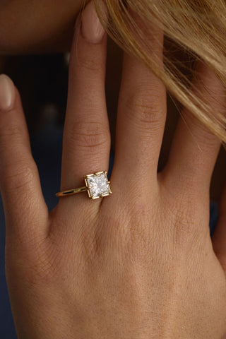 2 CT Round Three Stones Lab Grown Diamond Engagement Ring