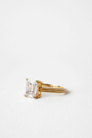 2 CT Round Three Stones Lab Grown Diamond Engagement Ring