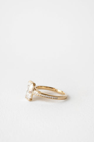 2 CT Round Three Stones Lab Grown Diamond Engagement Ring