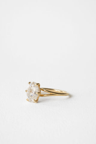 2 CT Round Three Stones Lab Grown Diamond Engagement Ring