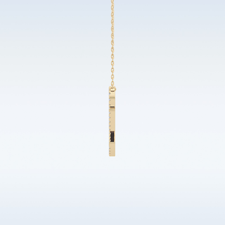Customized Q Shaped Moissanite Necklace – 0.18 CT Round Cut in 14K/18K Gold