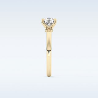 Stunning 1.03 CT Solitaire Engagement Ring Featuring Round Moissanite