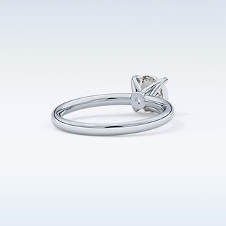Stunning 1.03 CT Solitaire Engagement Ring Featuring Round Moissanite