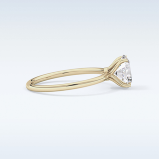 Stunning 1.09 CT Solitaire Engagement Ring Featuring Oval Moissanite