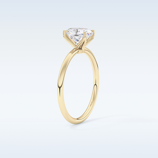 Stunning 1.09 CT Solitaire Engagement Ring Featuring Oval Moissanite