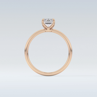 Stunning 1.02 CT Solitaire Engagement Ring Featuring Emerald Moissanite