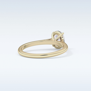 Stunning 1.0 CT Cathedral Solitaire Engagement Ring Featuring Oval Moissanite